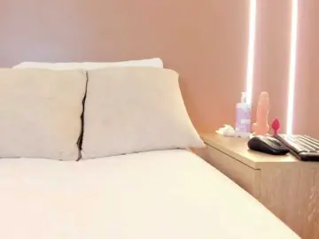 Bongacams Private Sex Chat of zoee-zi