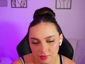 Bongacams Live Sex Cam of AliceHarper1