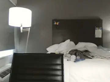 Bongacams Free Porn Cam of Adelaideskyy