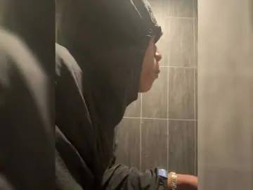 Bongacams Free Porn Cam of AdviceColumn
