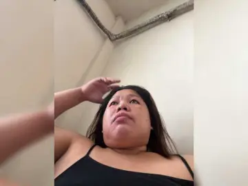 Bongacams Watch Live Sex Cams of ChubbyBabe31