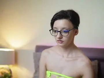 Bongacams Nude Webcam of JoelleSoul