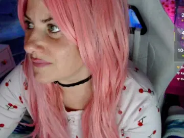 Bongacams Live Sex Cam of Bellastarrr84