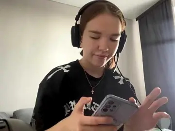 Bongacams Watch Live Sex Cams of OdeliaBroomhead