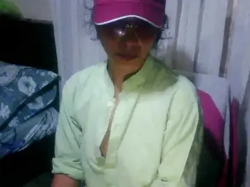 Bongacams Watch Live Sex Cams of arabianZ