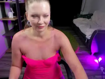 Bongacams Best live sex cam show of StrippingLady