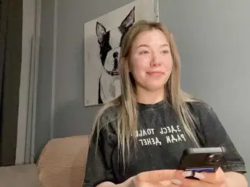 Bongacams Watch Live Sex Cams of AlyraSun