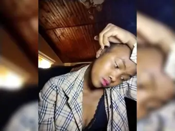 Bongacams Best live sex cam show of Stella11