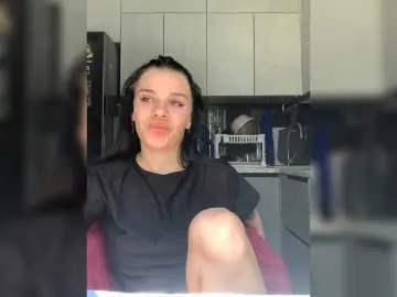 Bongacams Live Porn of MaidenCrystal