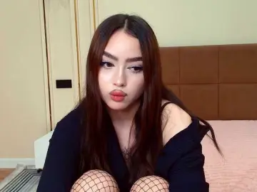 Bongacams Free Live Porn of maddieperezzz