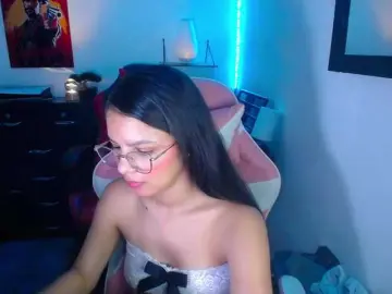 Bongacams Nude Webcam of room-kitty