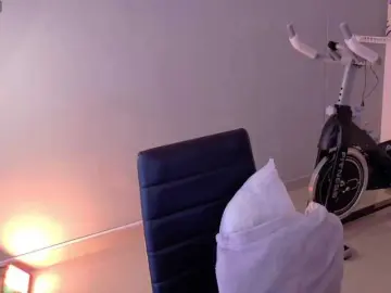 Bongacams Watch Live Sex Cams of SAMYTATTU21