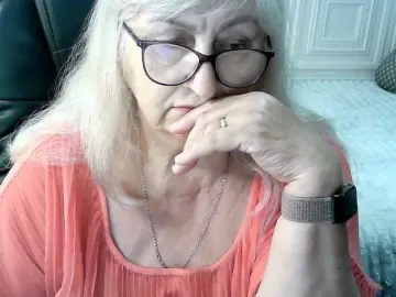 Bongacams Watch Live Sex Cams of LolkaAlyss