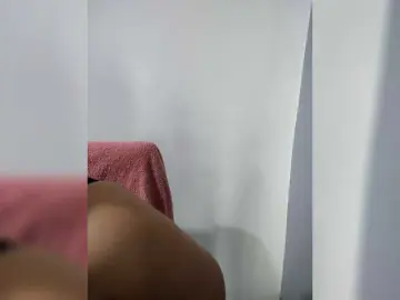 Bongacams Watch Live Sex Cams of candicelovee