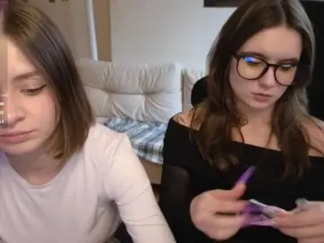 Bongacams Best live sex cam show of MaoandLulu