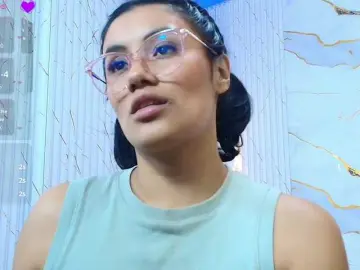 Bongacams Sex Chat of PEACHY-TAY
