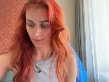 Bongacams Free Porn Cam of SweetQueen11