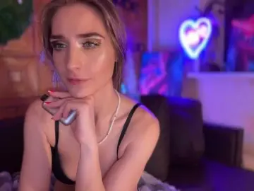 Bongacams Sex Cam of CandyBoom