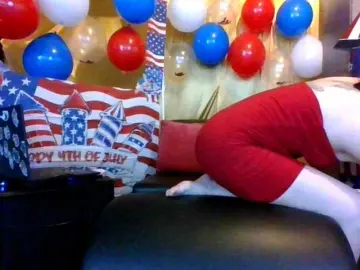 Bongacams Best live sex cam show of AlluringAli25