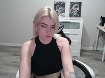 Bongacams Live Porn of KissMeSlow-