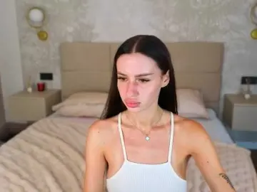 Bongacams Nude Webcam of SnowWhiteee