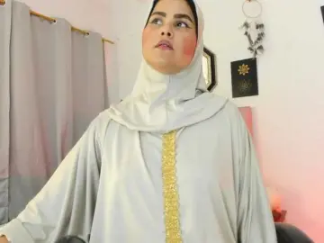 Bongacams Watch Live Sex Cams of AishaAmin