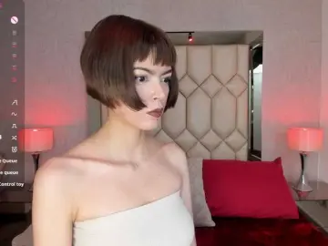 Bongacams Free Porn Cam of DollyConnor