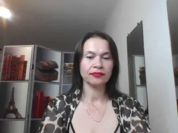 Bongacams Nude Webcam of HelenMoo