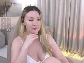Bongacams Watch Live Sex Cams of AmieHerry