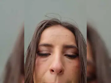 Bongacams Best live sex cam show of Reyasimos