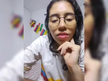 Bongacams Private Sex Chat of skinny333
