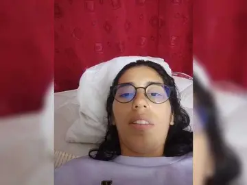Bongacams Watch Live Sex Cams of skinny333