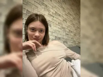 Bongacams Live Porn of 18YoungPussy18