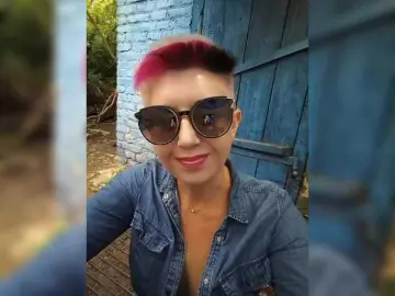 Bongacams Sex Cam of BUSINKA-25