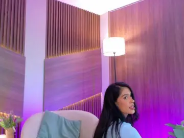 Bongacams Watch Live Sex Cams of EmmaaFoster
