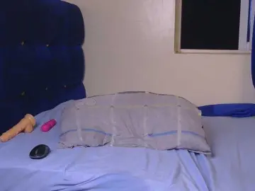Bongacams Private Sex Chat of CurvyBody