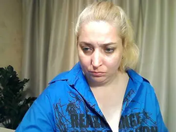 Bongacams Sex Cam of KickaIricka