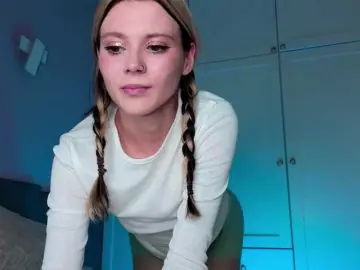 Bongacams Best live sex cam show of Alicee-teasee
