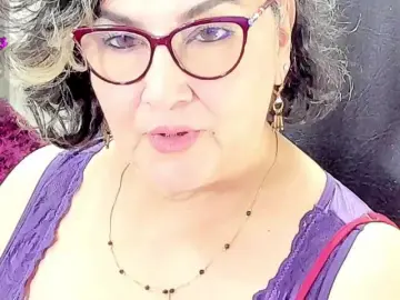 Bongacams Sex Chat of cataleya-mom