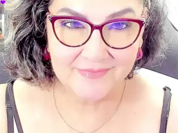 Bongacams Free Live Porn of cataleya-mom