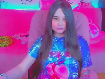 Bongacams Live Sex of LittleKitsune