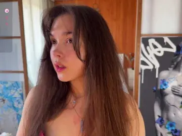Bongacams Watch Live Sex Cams of PlumyBun