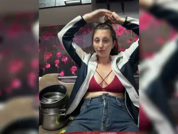 Bongacams Sex Cam of Valeriakisa28