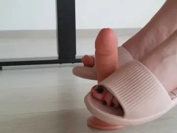 Bongacams Watch Live Sex Cams of Feetbeth