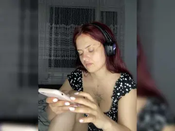 Bongacams Best Webcam of RedKettie