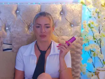 Bongacams Adult Webcams of Izabelle02