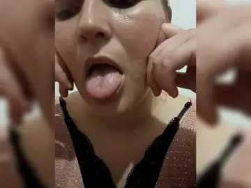 Bongacams Live Sex Cam of Dana18-1