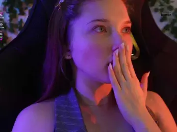 Bongacams Watch Live Sex Cams of mispopi