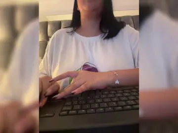 Bongacams Free Live Porn of IrisEvans