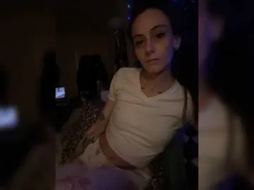 Bongacams Free Live Porn of Brujaxgrey